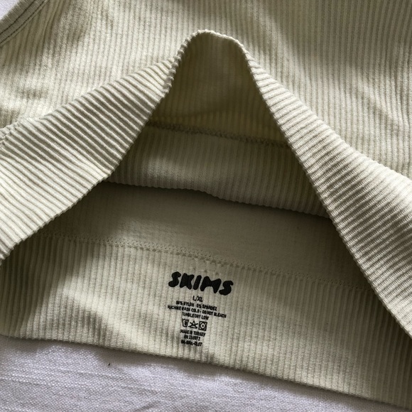 Skims stretch rib high neck bra in bone - Picture 2 of 2